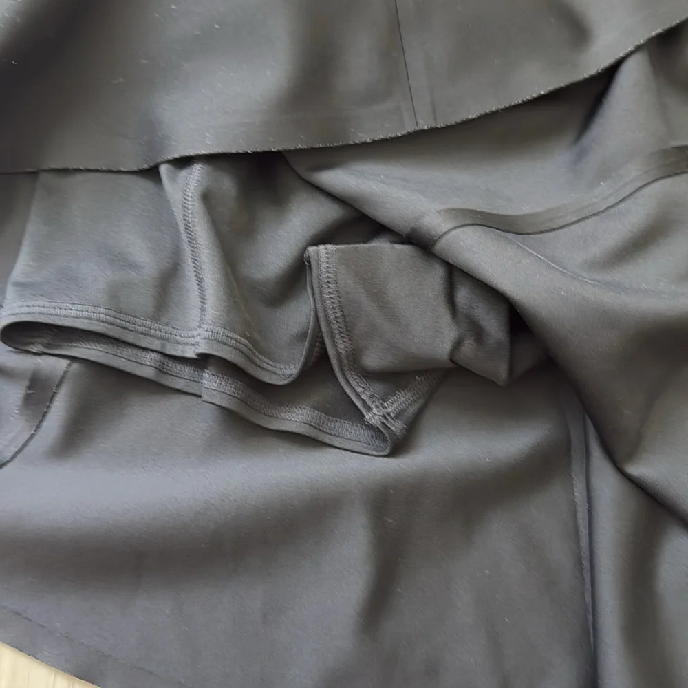 Alo Airlift down the line tennis skirt Small worn once